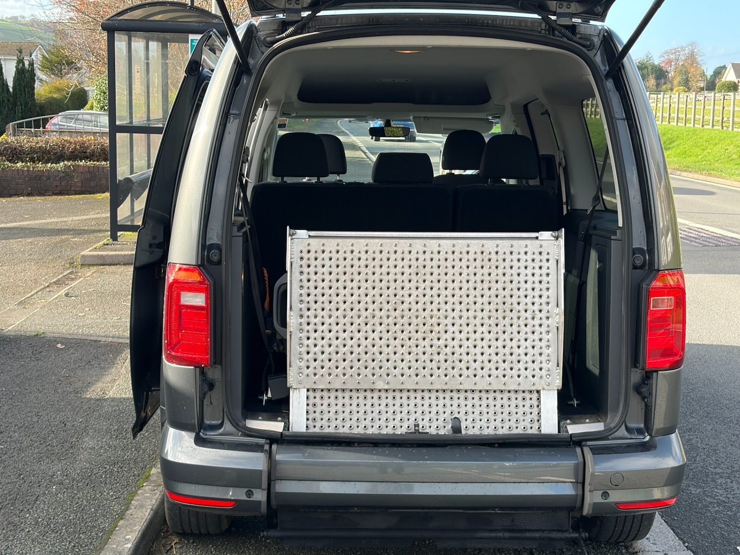 Used Volkswagen Caddy Maxi Life 2019 for sale - 76477384: Photo 6