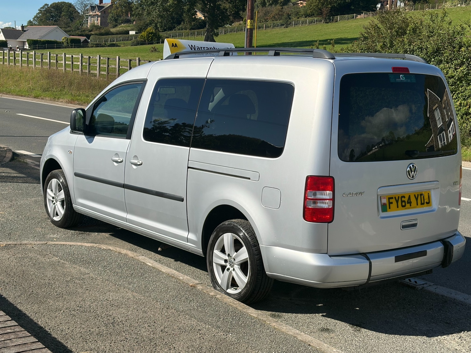 Used Volkswagen Caddy Maxi Life 2015 for sale - 76027506: Photo 13