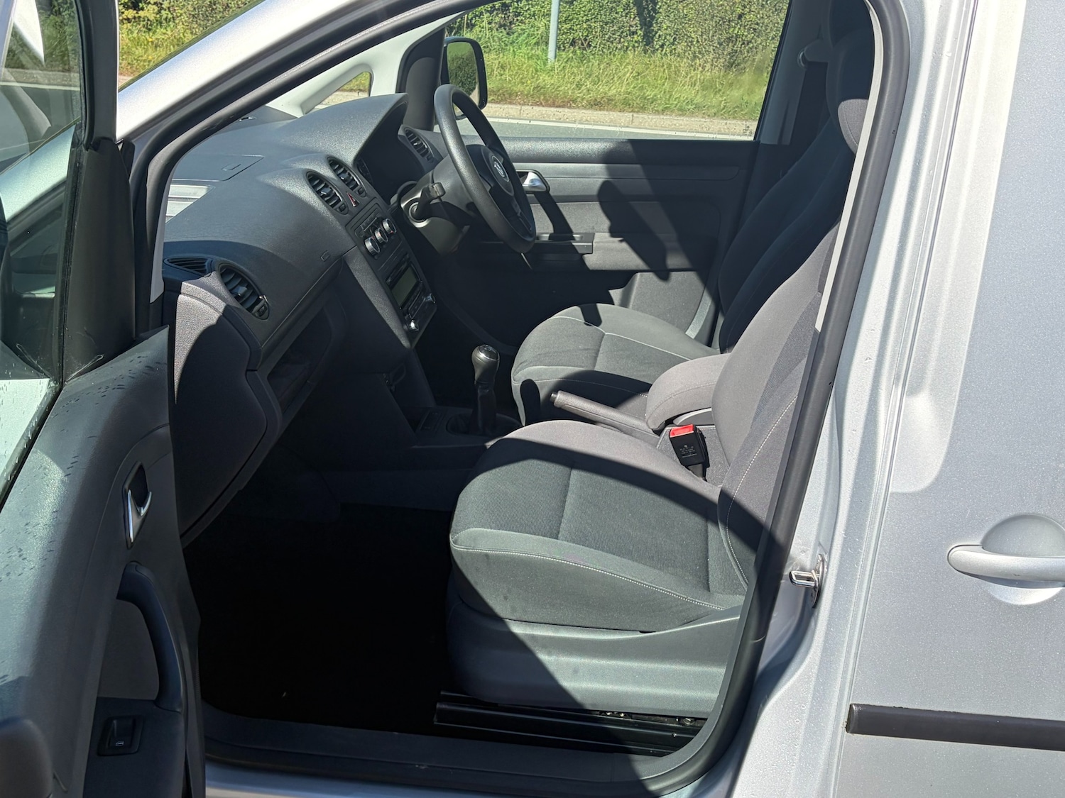 Used Volkswagen Caddy Maxi Life 2015 for sale - 76027506: Photo 21