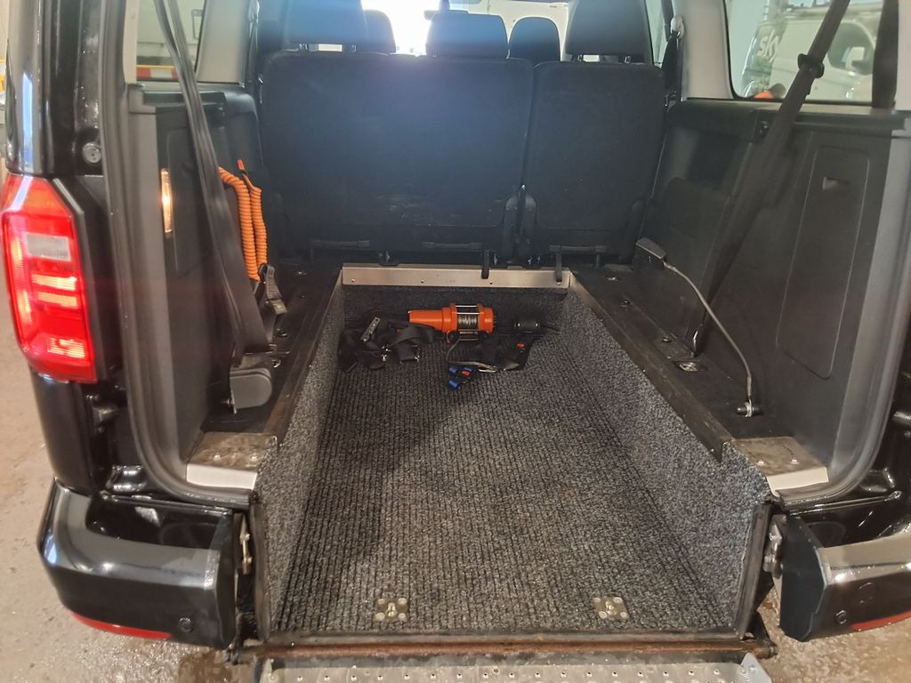 Used Volkswagen Caddy Maxi Life 2018 for sale - 77035772: Photo 2