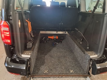 Used Volkswagen Caddy Maxi Life 2018 for sale - 77035772: Photo