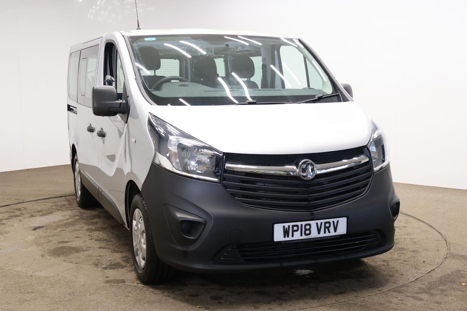Used Vauxhall Vivaro 2018 for sale - 77125839: Photo 3