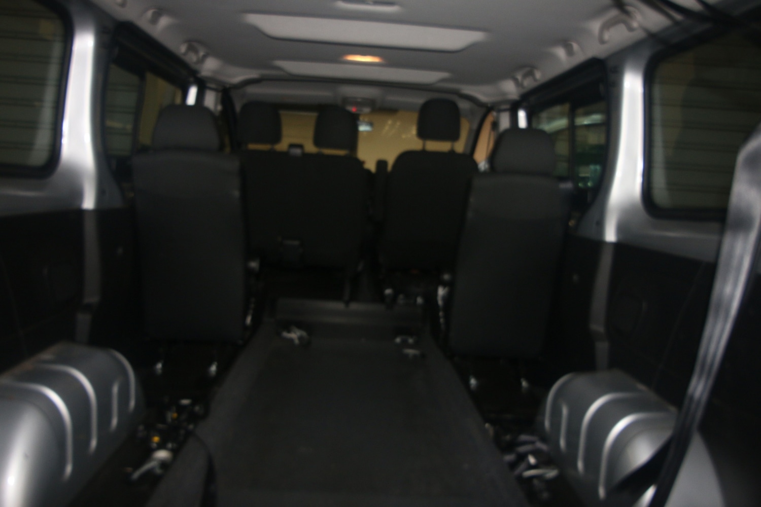 Used Vauxhall Vivaro 2018 for sale - 77125839: Photo 4