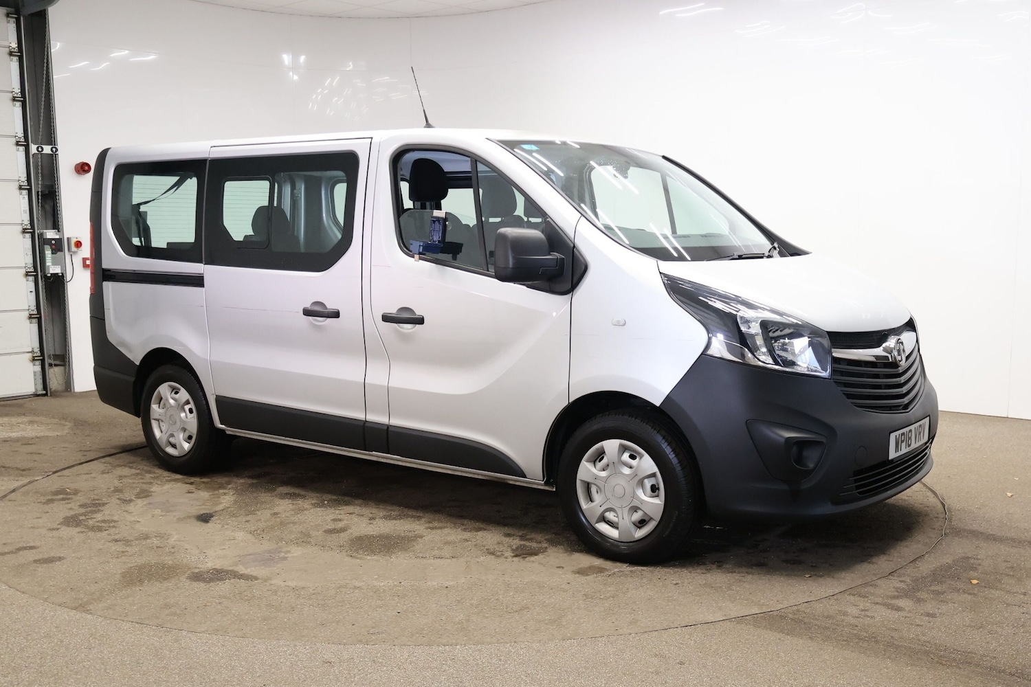 Used Vauxhall Vivaro 2018 for sale - 77125839: Photo 7
