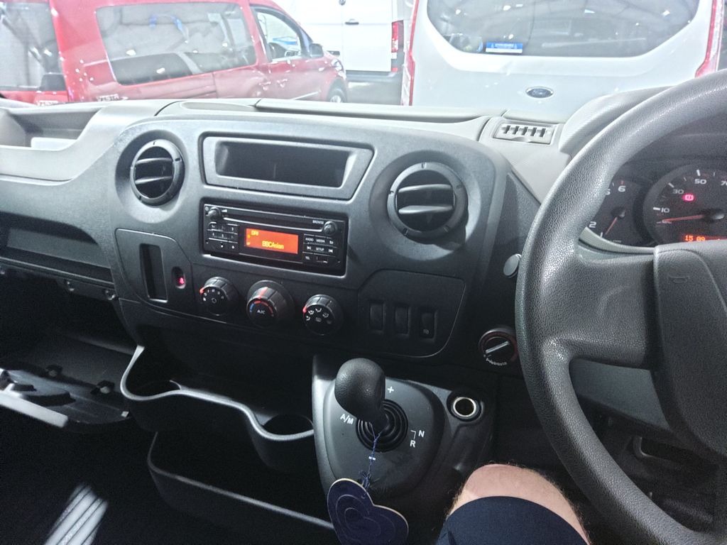 Used Renault Master 2017 for sale - 76343828: Photo 9