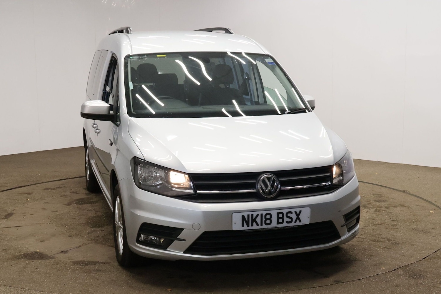 Used Volkswagen Caddy Maxi Life 2018 for sale - 77125987: Photo 3