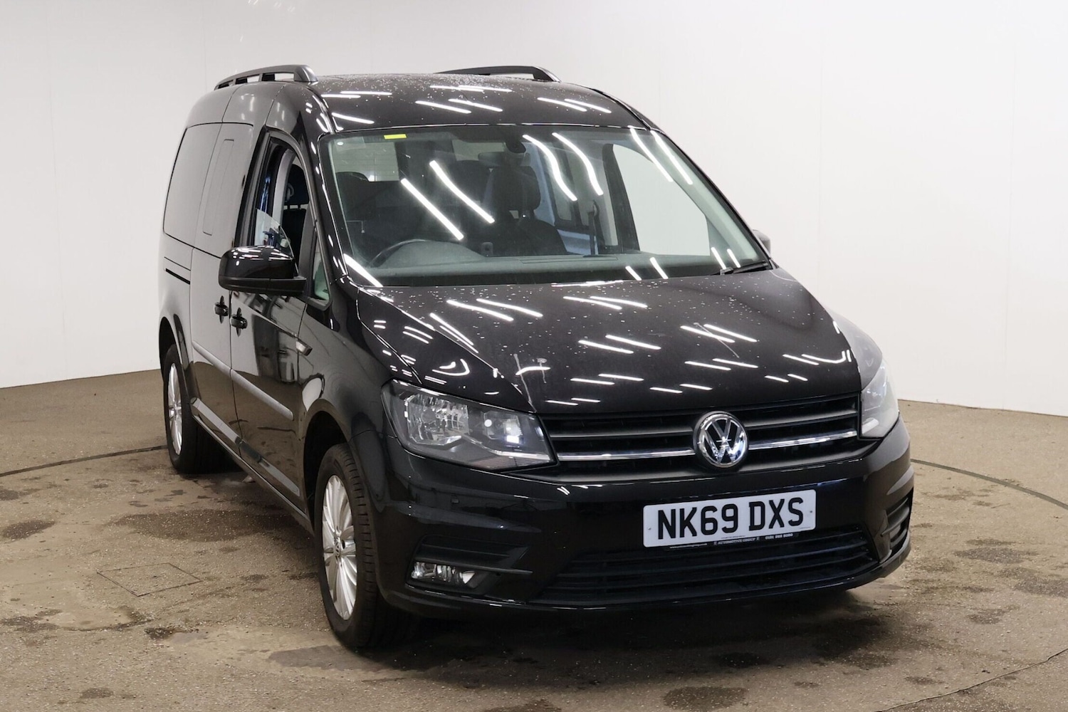 Used Volkswagen Caddy Maxi Life 2019 for sale - 76706651: Photo 3
