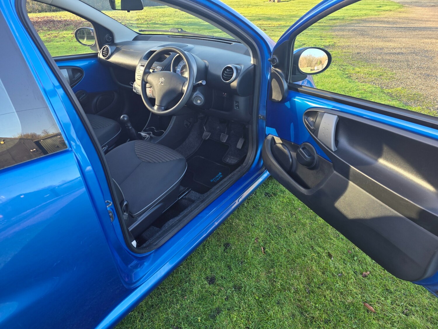 Used Peugeot 107 2013 for sale - 77020179: Photo 15