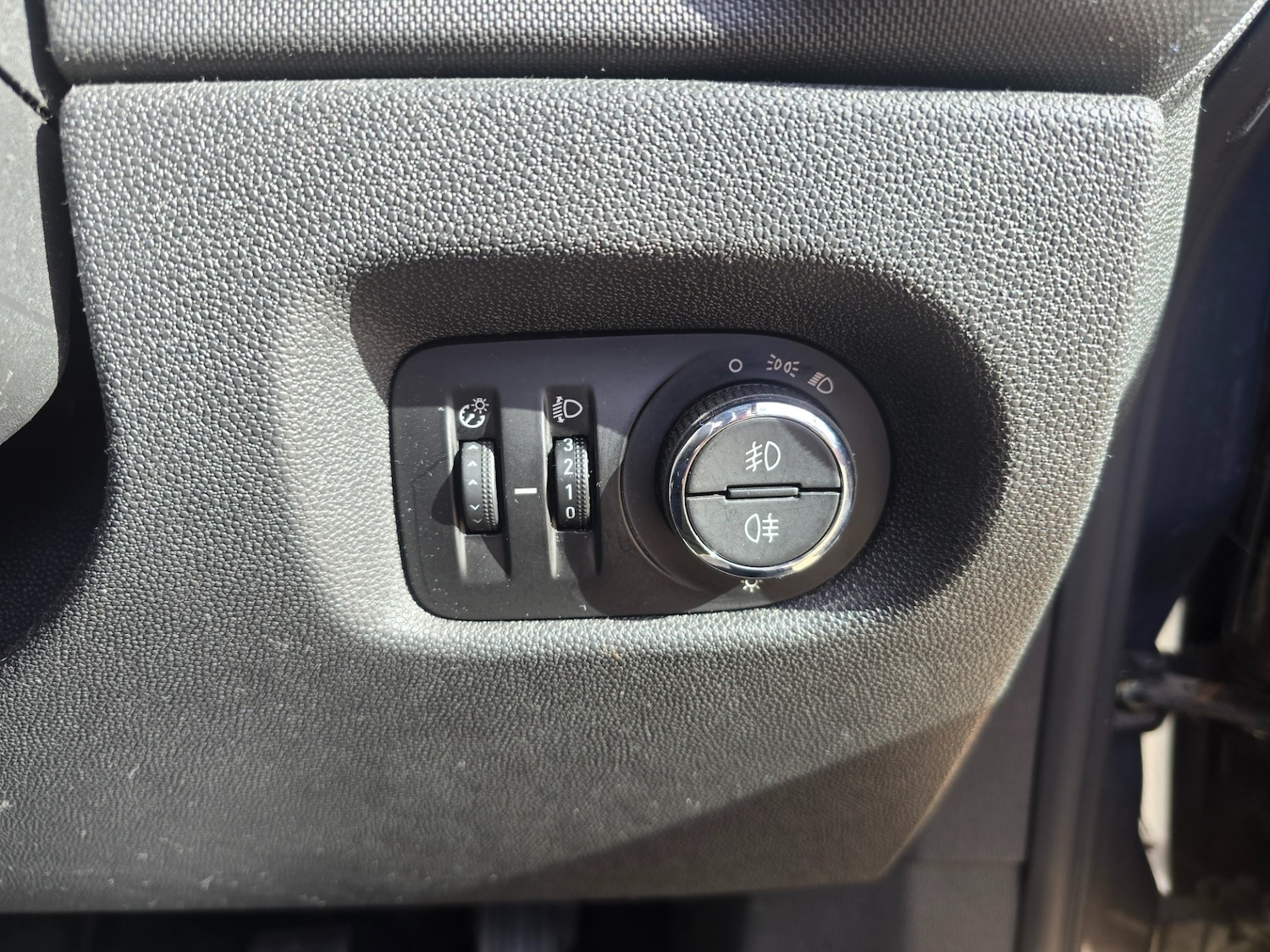 Used Vauxhall Corsa 2014 for sale - 76982590: Photo 13