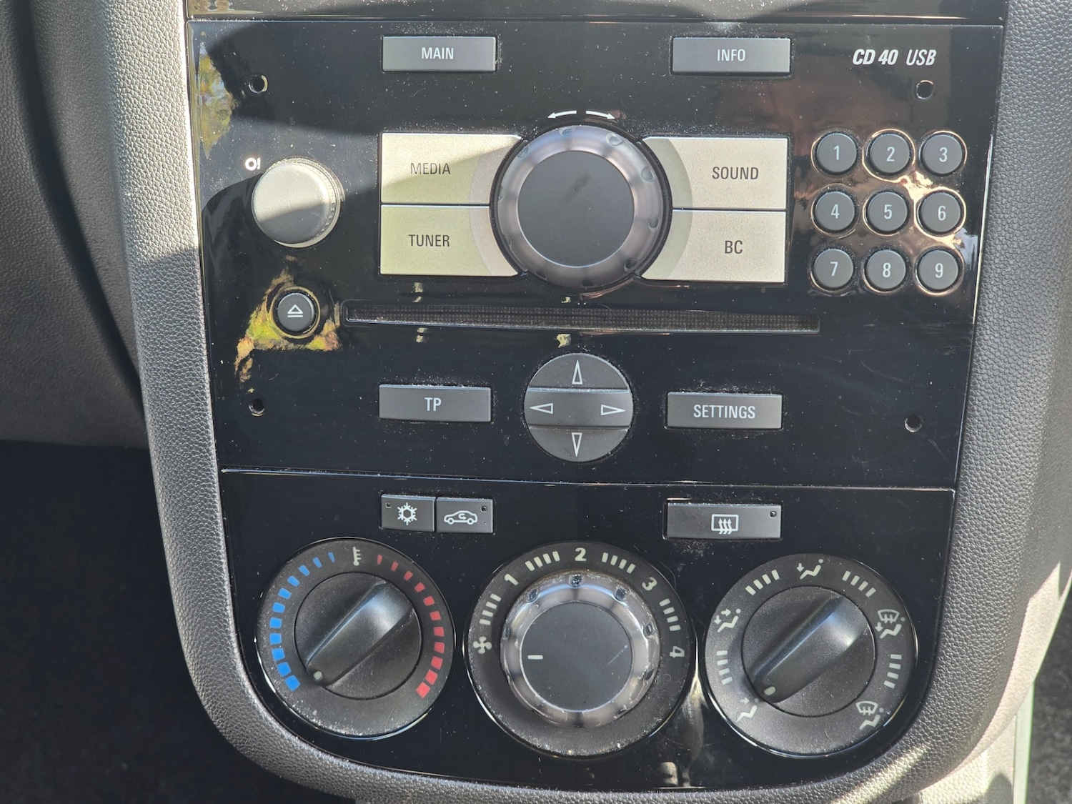 Used Vauxhall Corsa 2014 for sale - 76982590: Photo 15