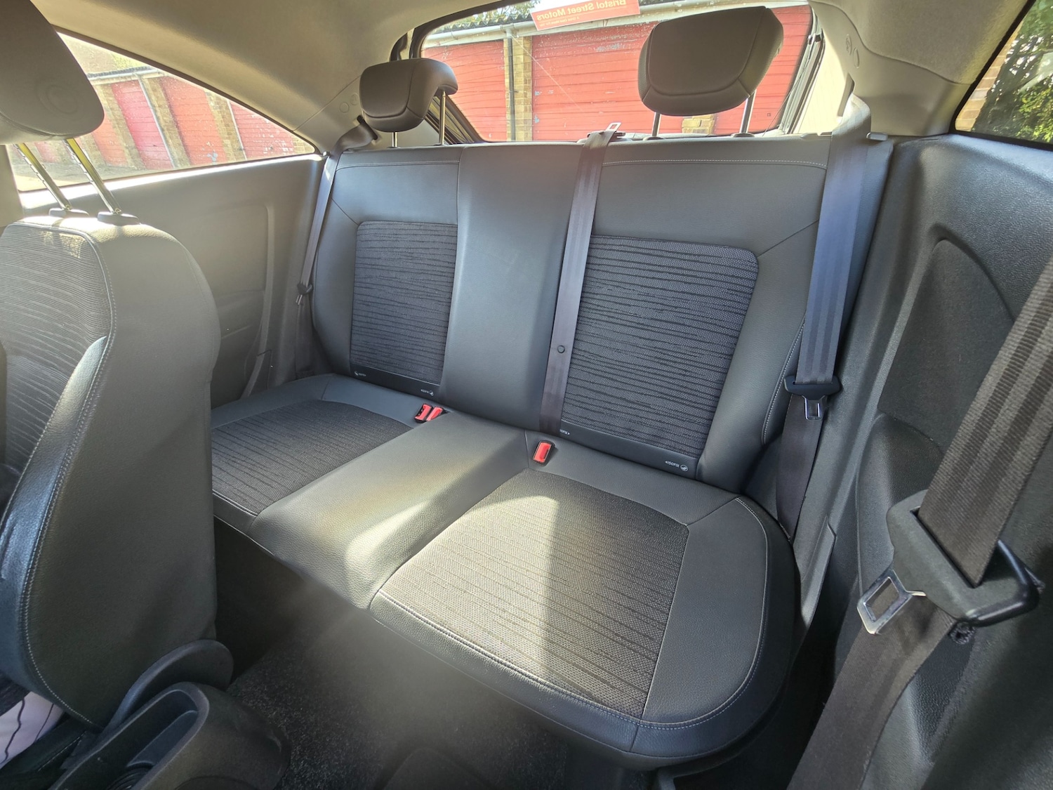 Used Vauxhall Corsa 2014 for sale - 76982590: Photo 8