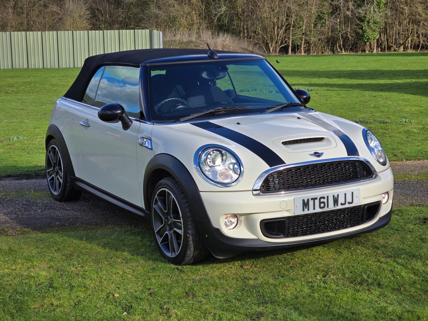 Used MINI Convertible 2011 for sale - 77565525: Photo 22