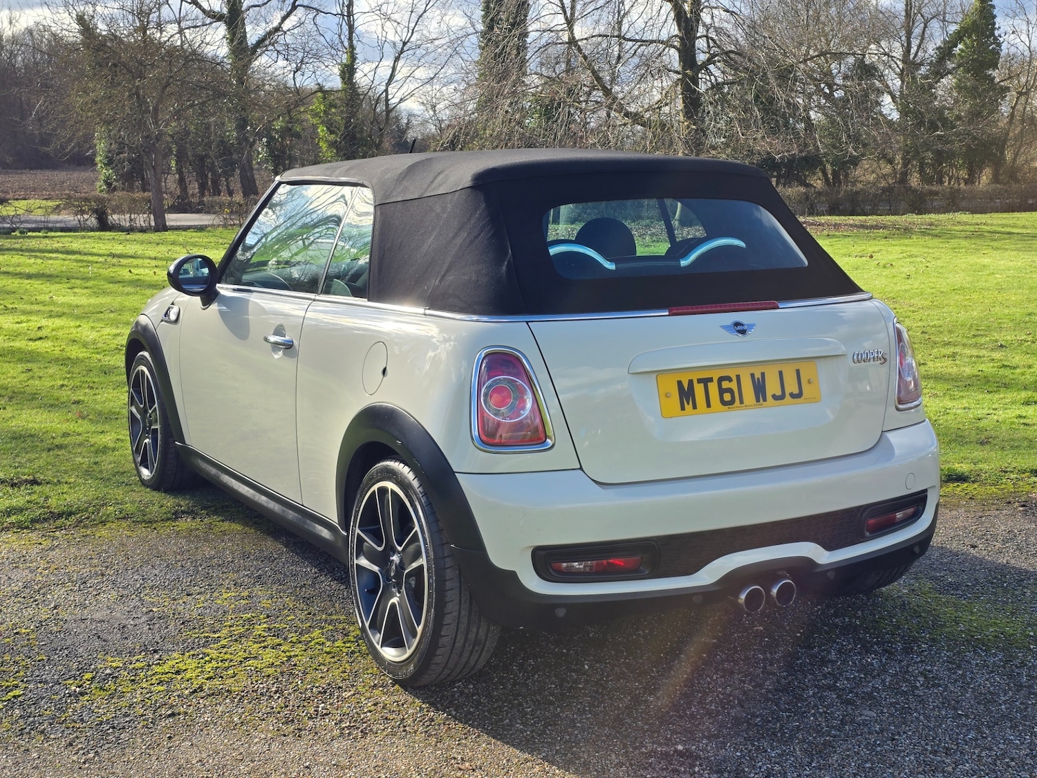 Used MINI Convertible 2011 for sale - 77565525: Photo 23