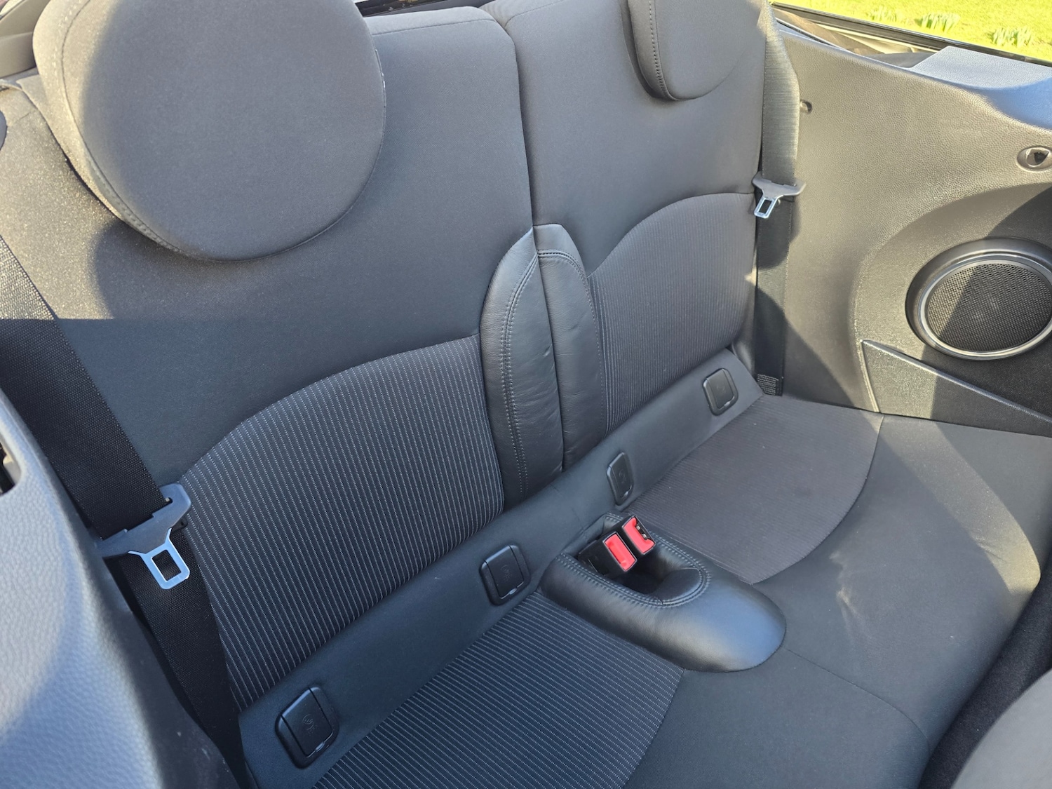 Used MINI Convertible 2011 for sale - 77565525: Photo 36