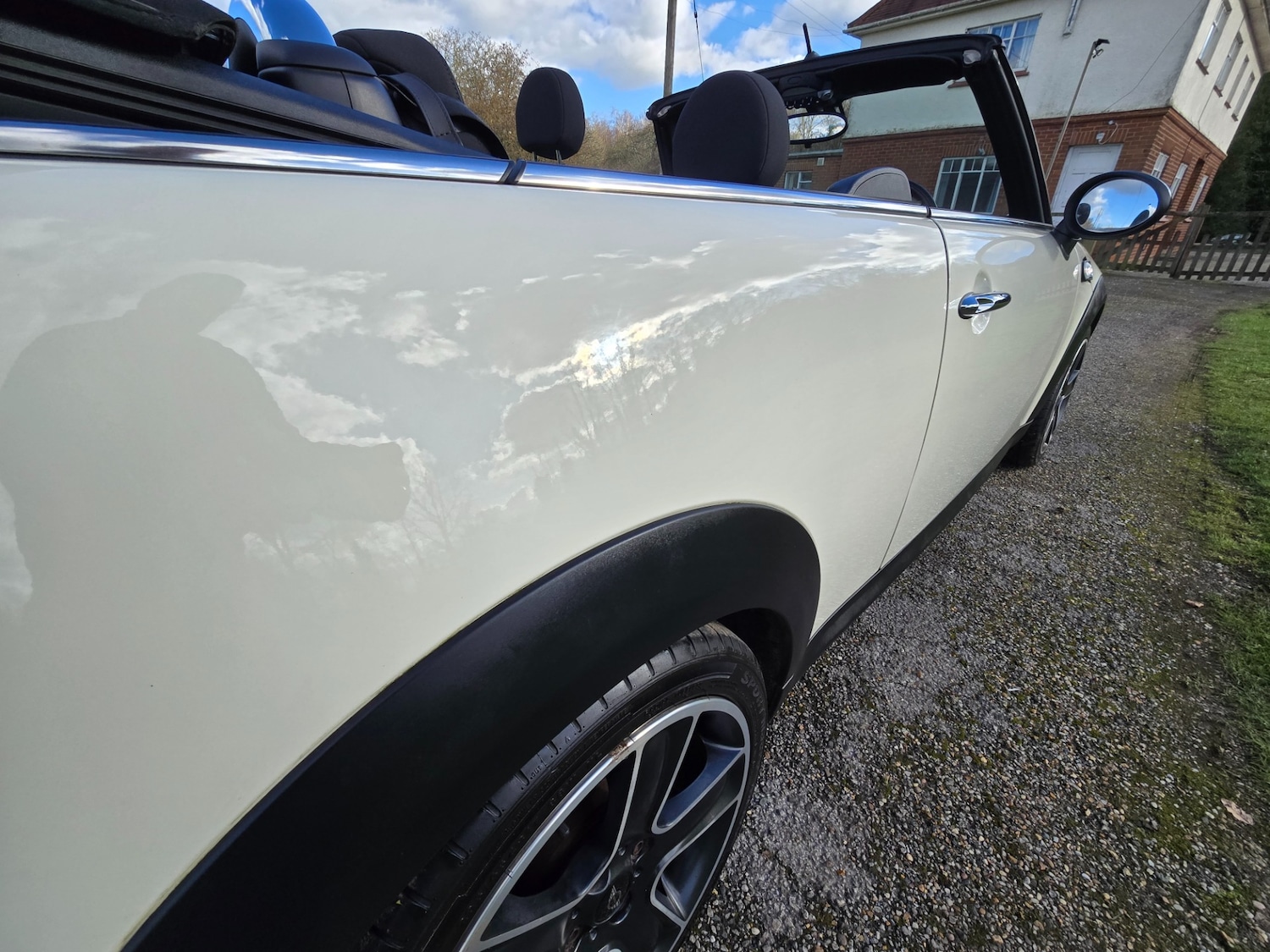 Used MINI Convertible 2011 for sale - 77565525: Photo 38