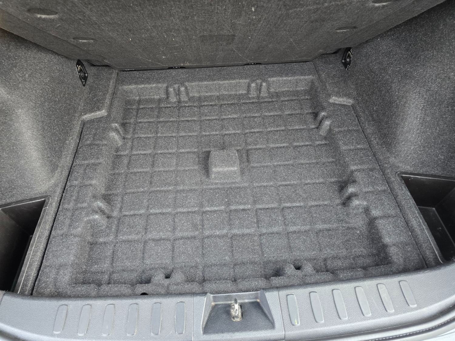 Used BMW X1 2013 for sale - 77592916: Photo 15