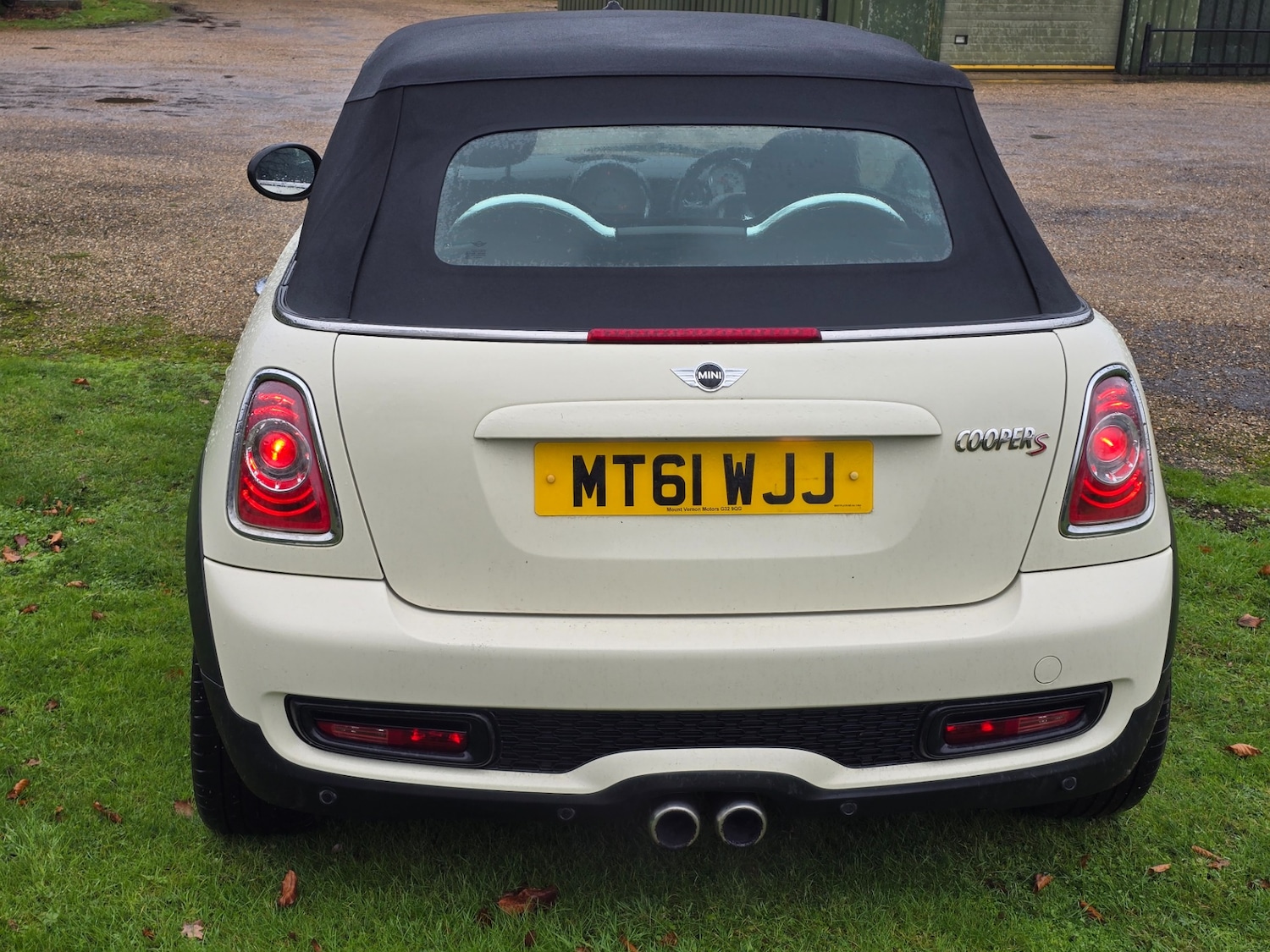 Used MINI Convertible 2011 for sale - 76982613: Photo 8