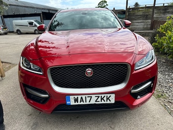 Used Jaguar F-Pace 2017 for sale - 78640697: Photo