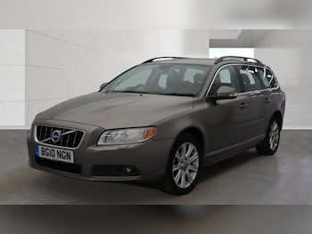 Used Volvo V70 2010 for sale - 78691697: Photo