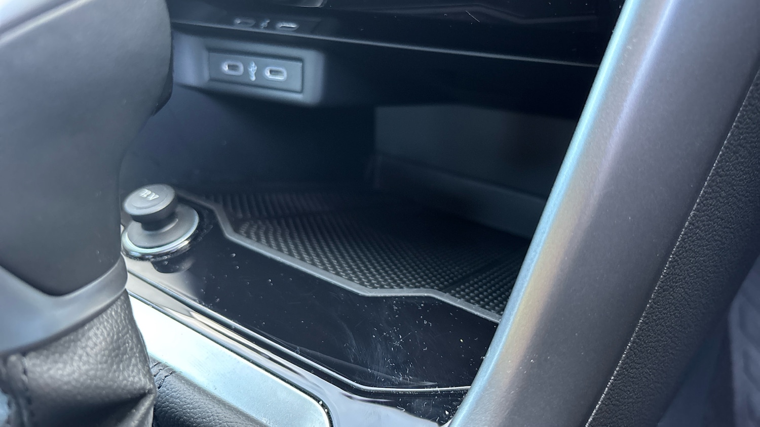 Used Volkswagen T-Roc 2024 for sale - 76340968: Photo 32