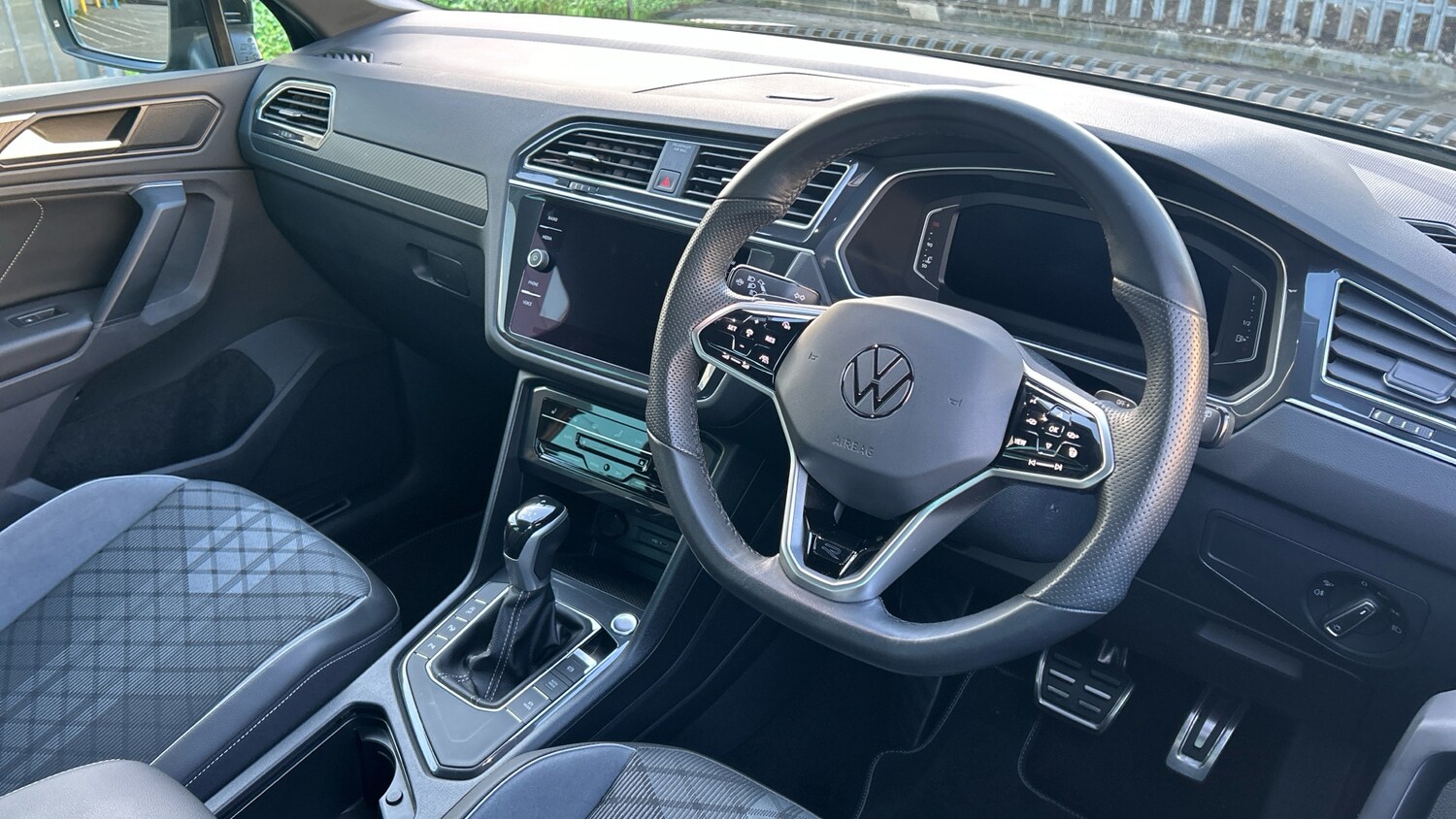 Used Volkswagen Tiguan 2024 for sale - 77961675: Photo 6