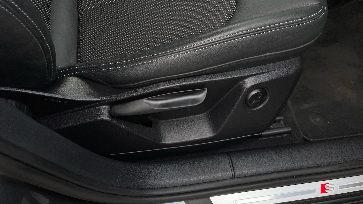 Used Audi Q2 2022 for sale - 77998215: Photo 39