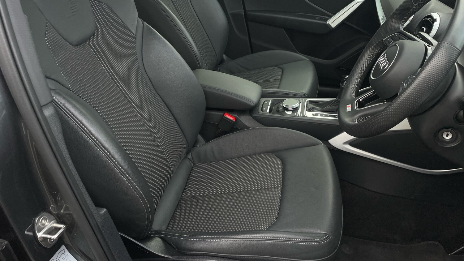 Used Audi Q2 2022 for sale - 77998215: Photo 40