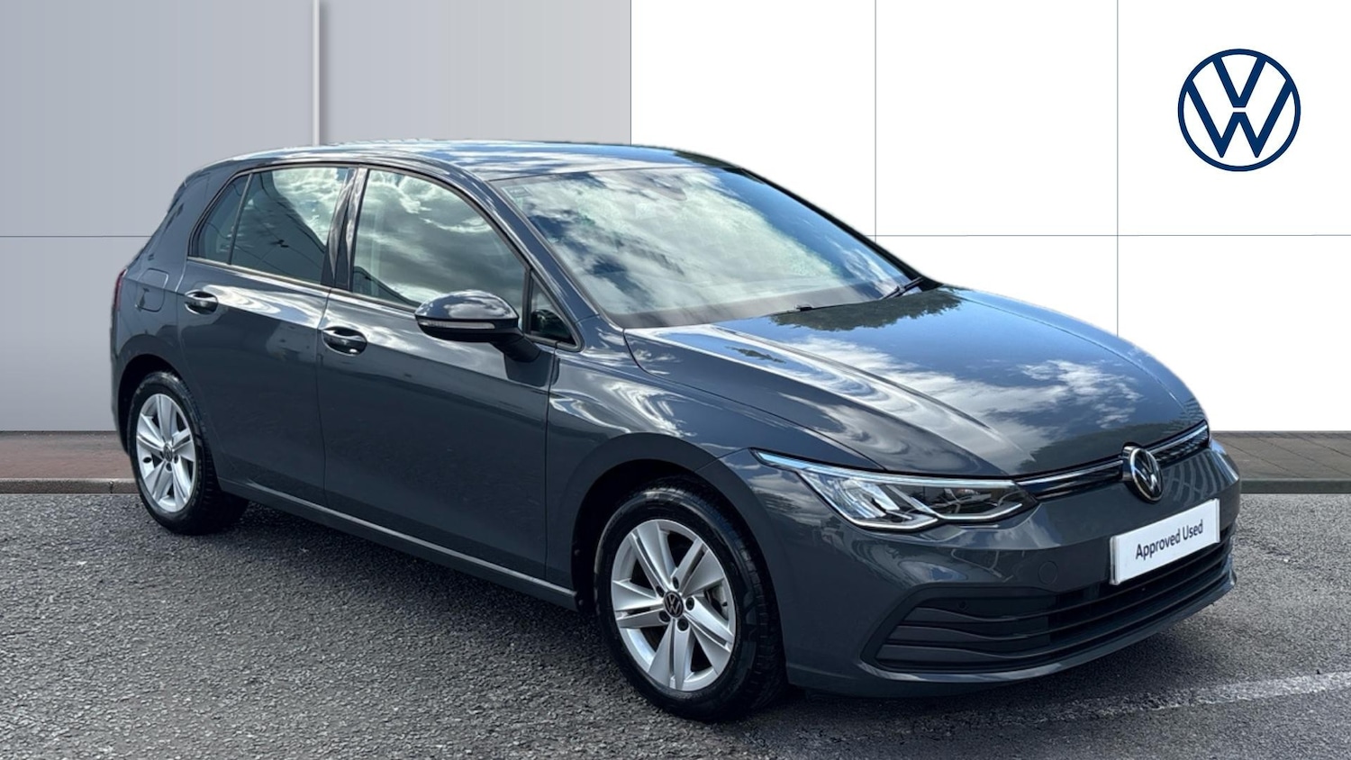 Used Volkswagen Golf 2023 for sale - 76064943: Photo 1