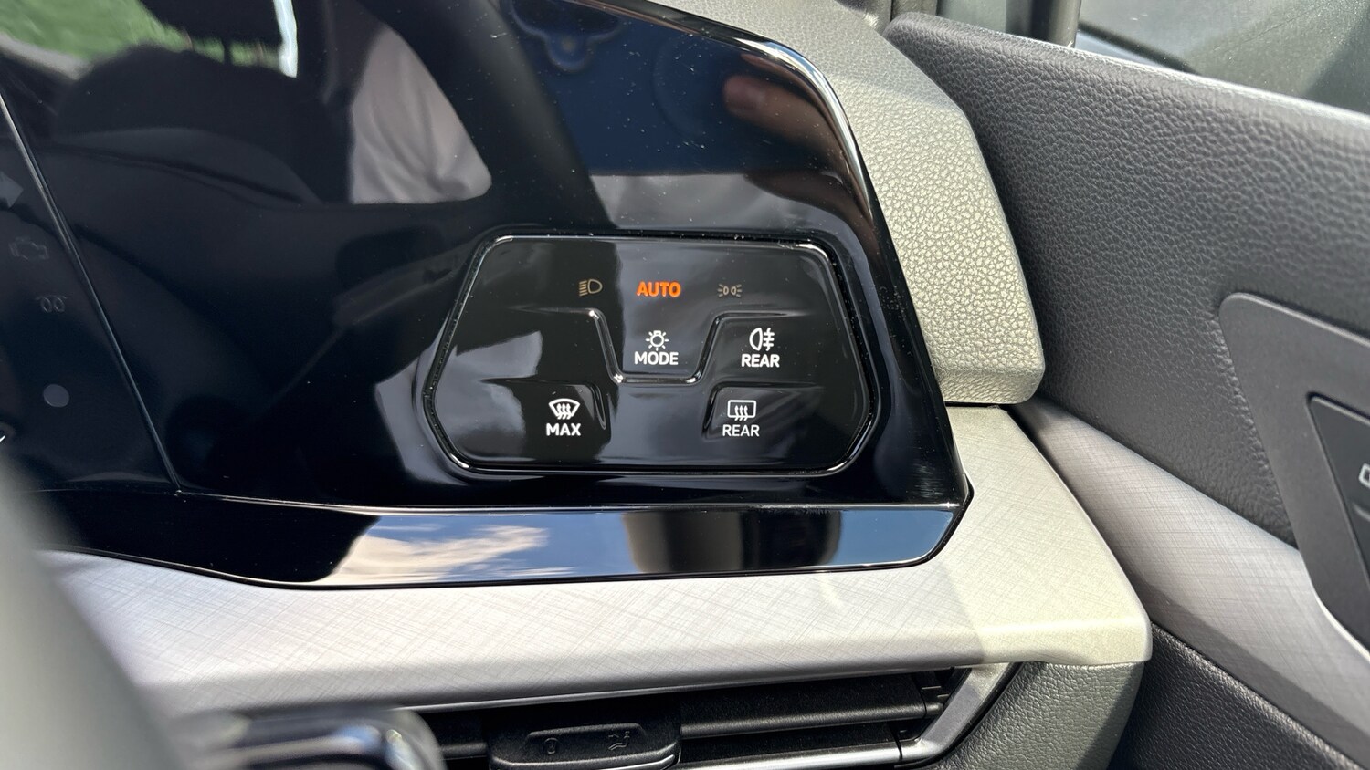 Used Volkswagen Golf 2023 for sale - 76064943: Photo 22