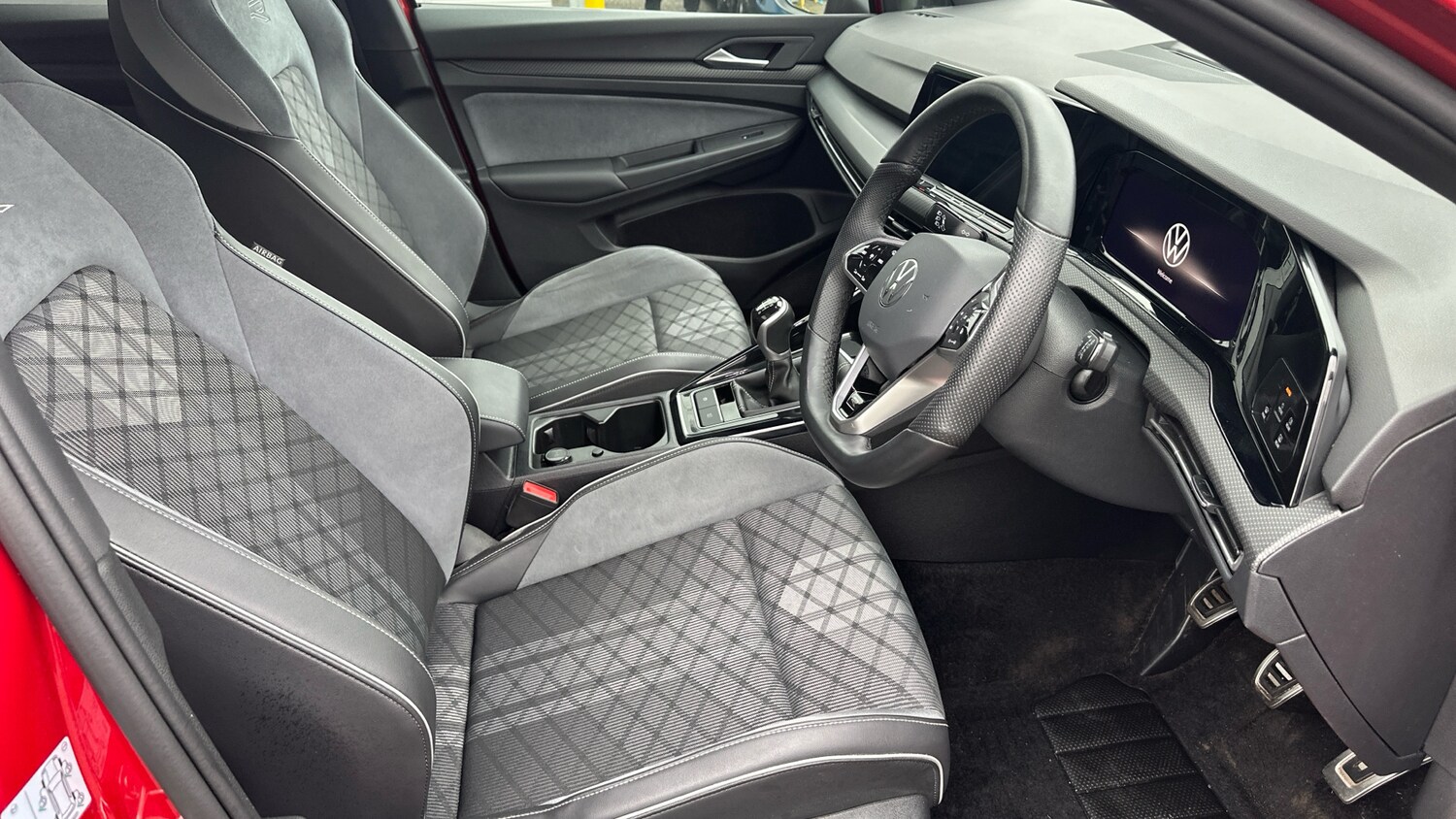 Used Volkswagen Golf 2024 for sale - 77845171: Photo 15