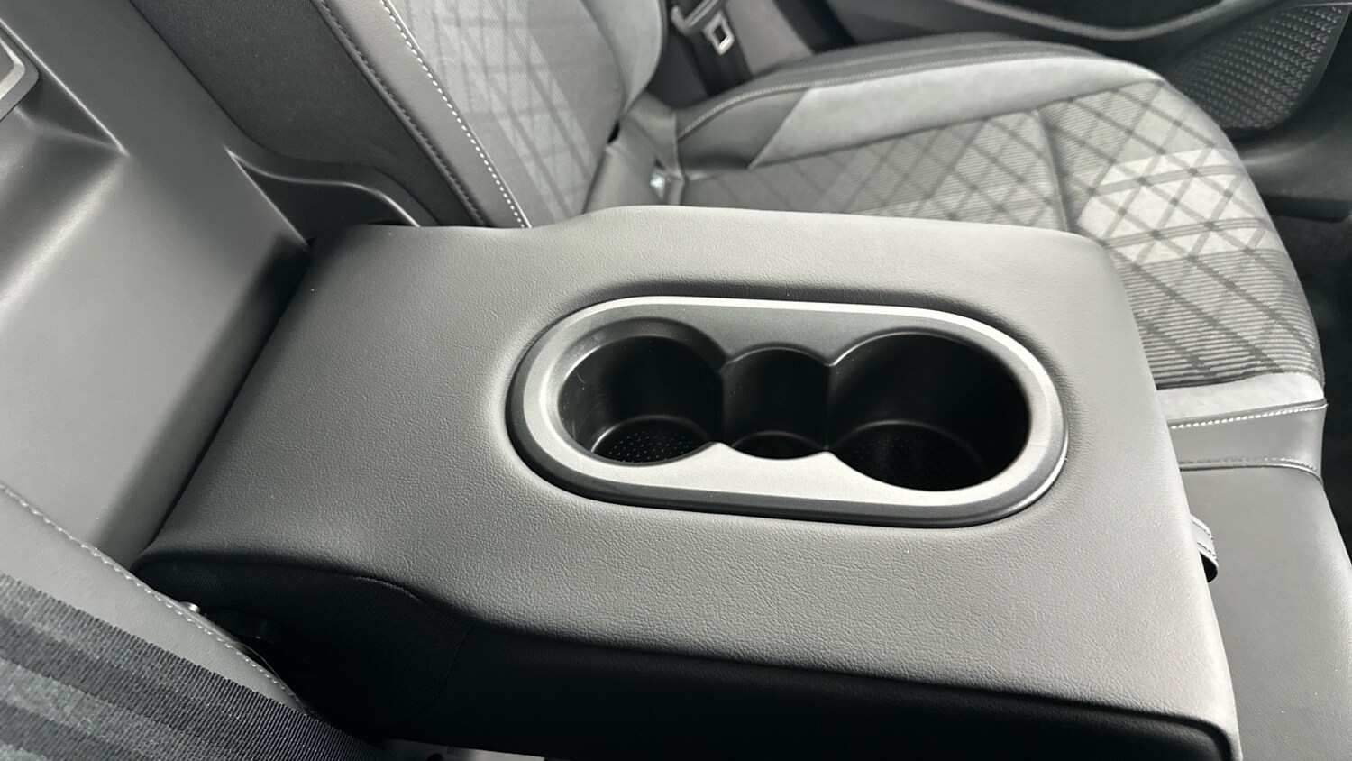 Used Volkswagen Golf 2024 for sale - 77845171: Photo 23