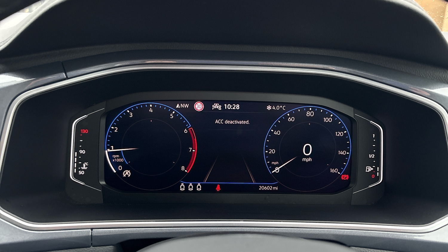 Used Volkswagen T-Roc 2023 for sale - 77460189: Photo 11