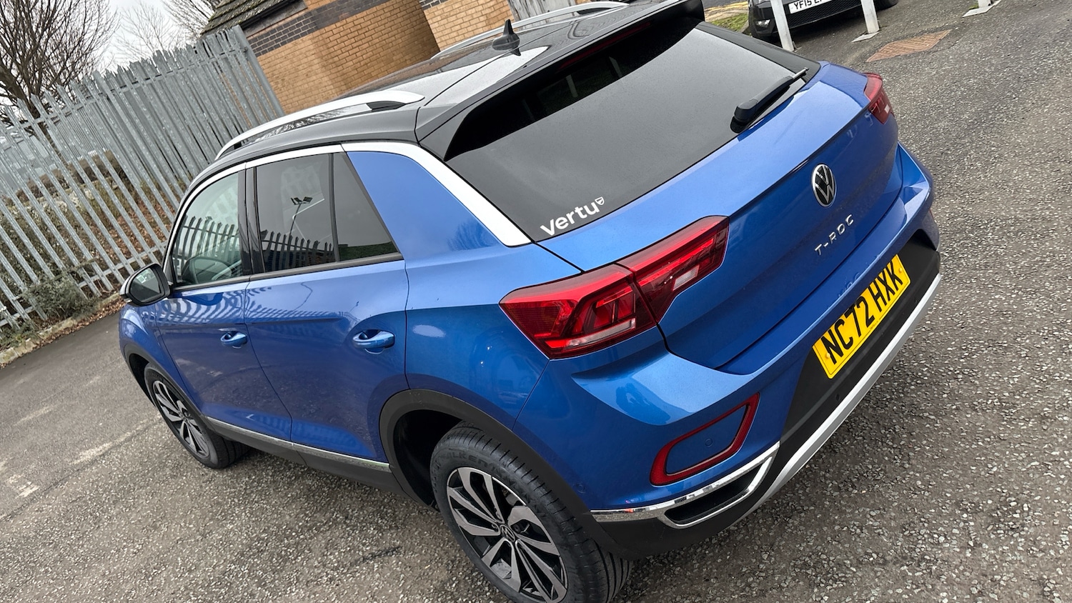 Used Volkswagen T-Roc 2023 for sale - 77460189: Photo 25