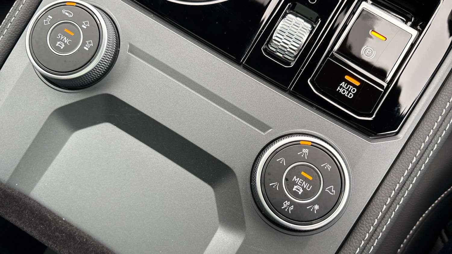 Used Volkswagen Touareg 2025 for sale - 77247774: Photo 43