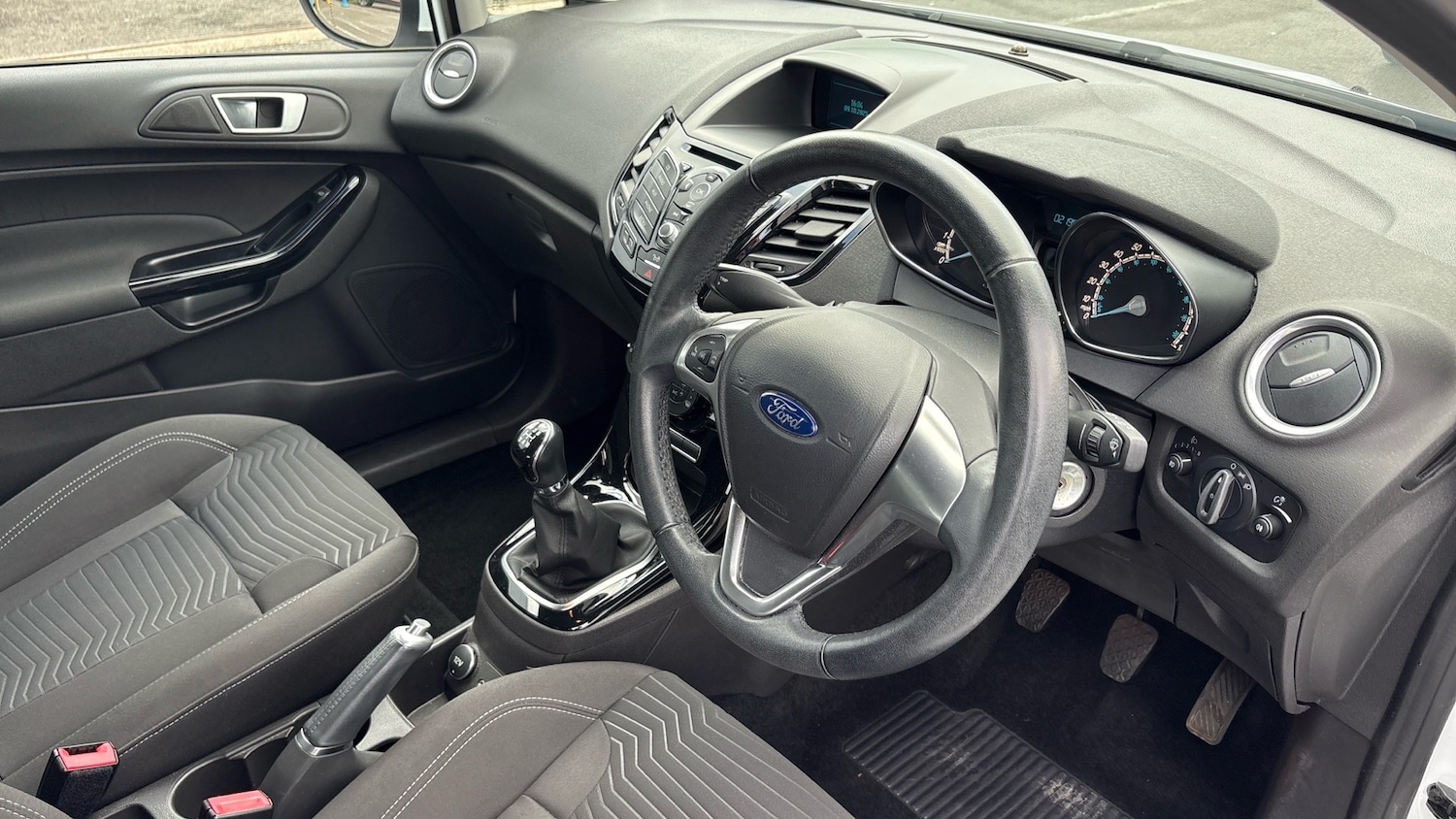 Used Ford Fiesta 2015 for sale - 76426234: Photo 11