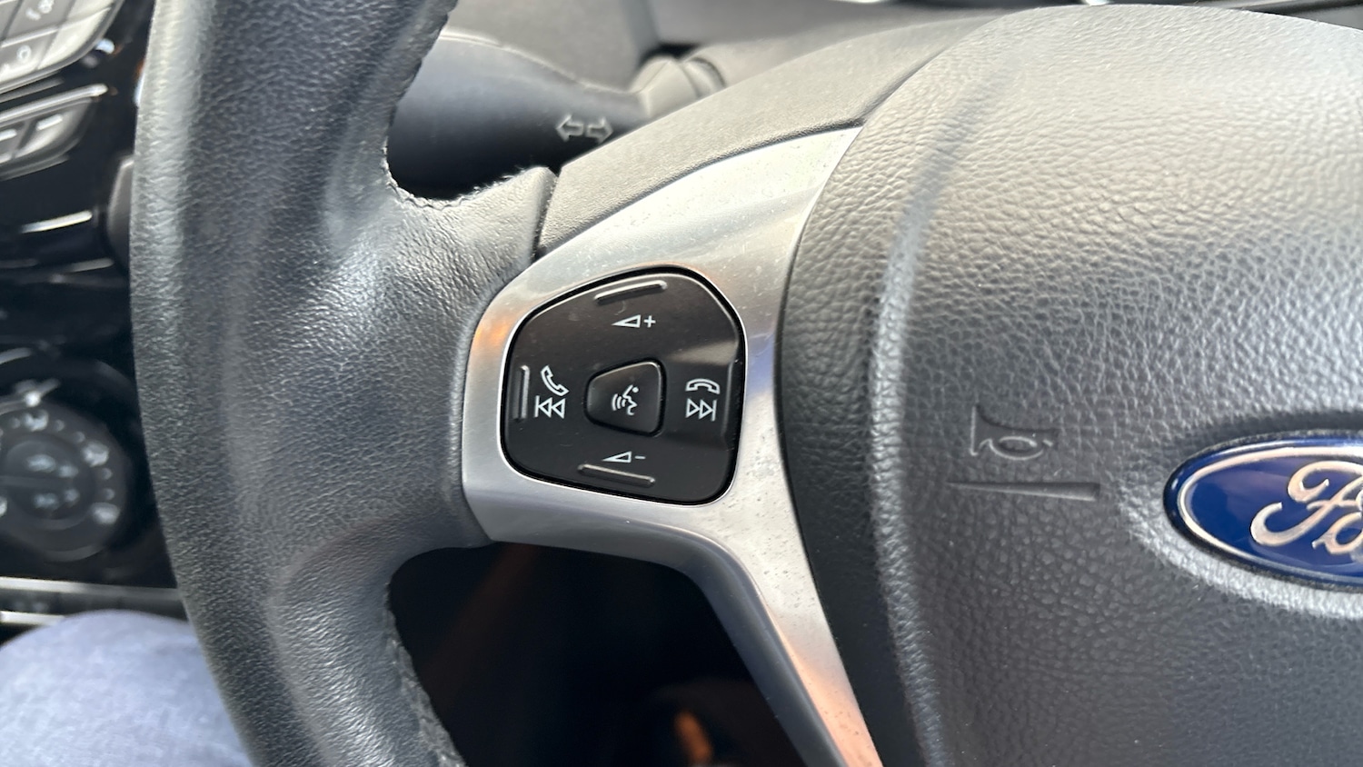 Used Ford Fiesta 2015 for sale - 76426234: Photo 36