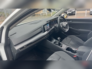 Used Volkswagen Golf 2021 for sale - 75511102: Photo