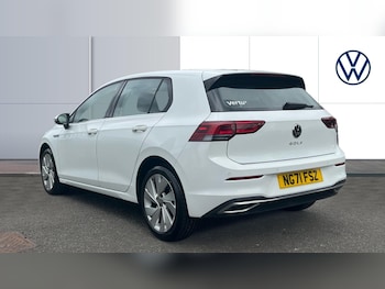 Used Volkswagen Golf 2021 for sale - 75511102: Photo