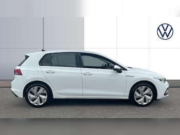 Used Volkswagen Golf 2021 for sale - 75511102: Photo