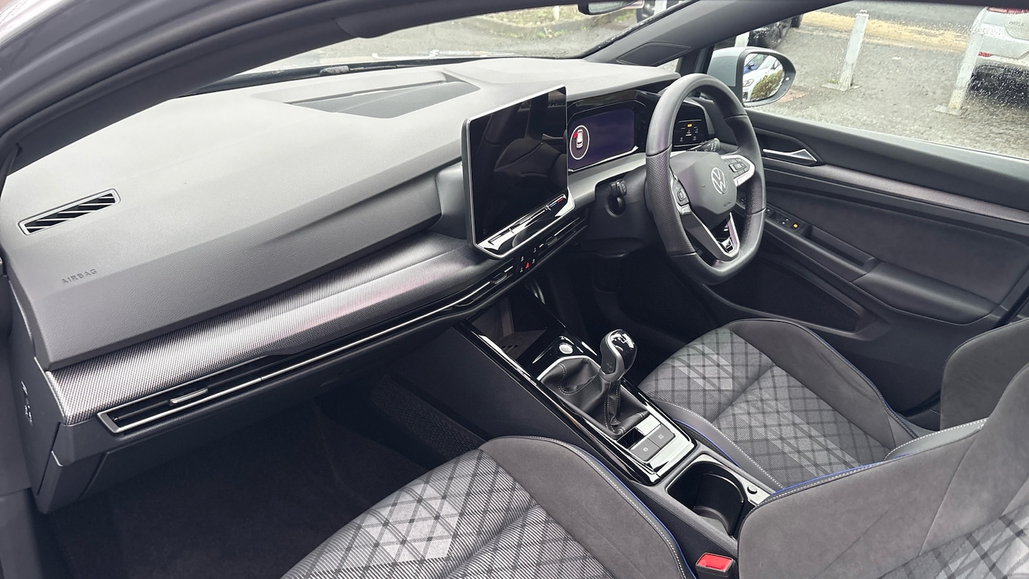 Used Volkswagen Golf 2025 for sale - 77323816: Photo 2