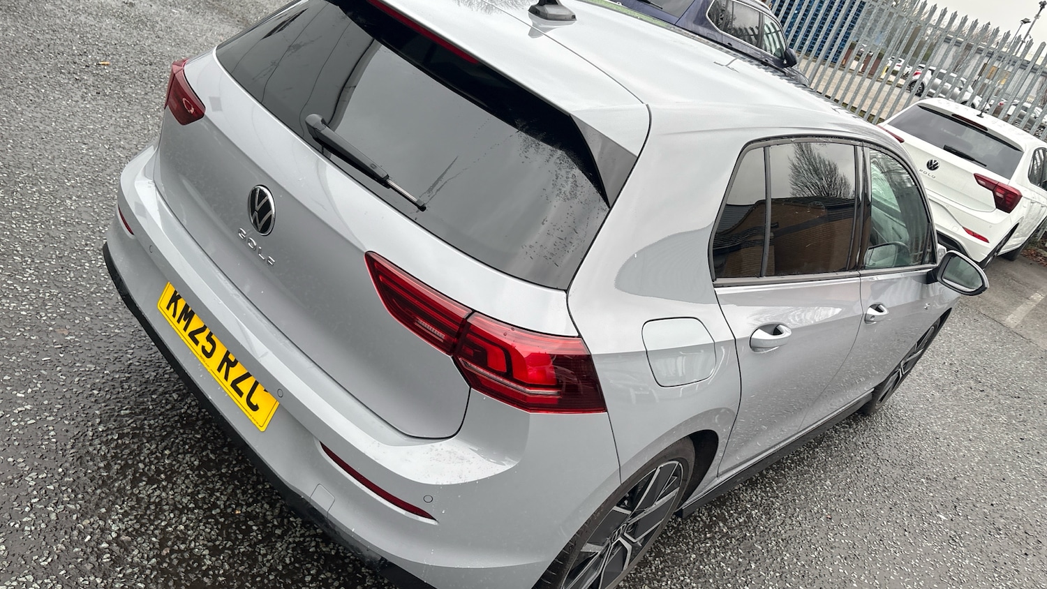 Used Volkswagen Golf 2025 for sale - 77323816: Photo 25