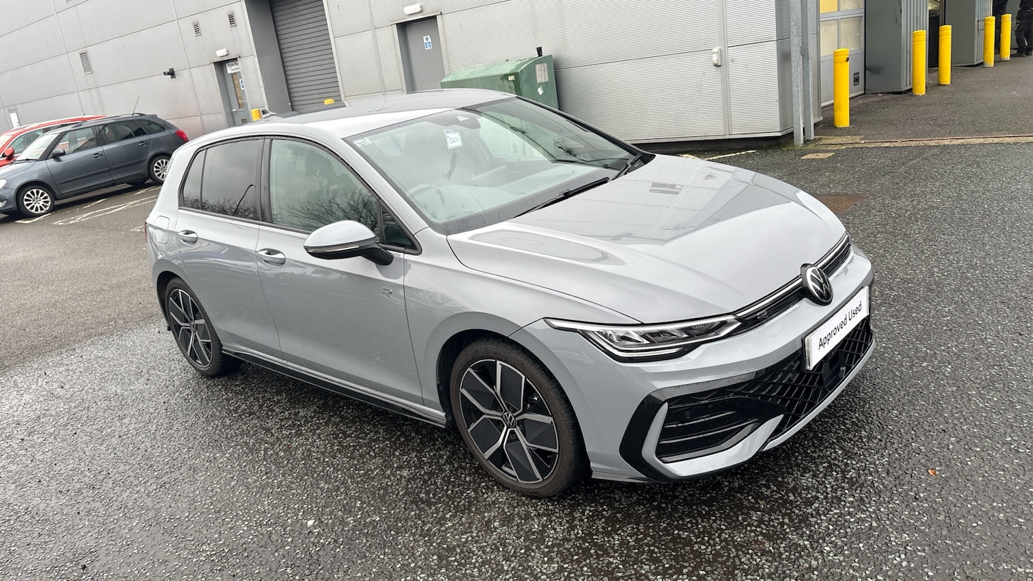 Used Volkswagen Golf 2025 for sale - 77323816: Photo 30