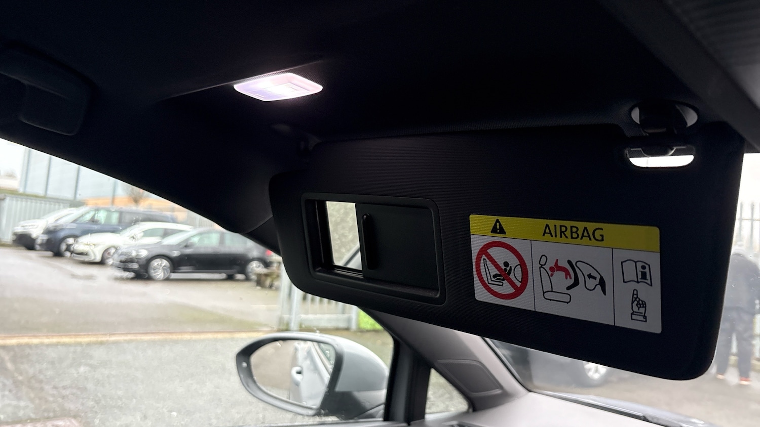 Used Volkswagen Golf 2025 for sale - 77323816: Photo 41