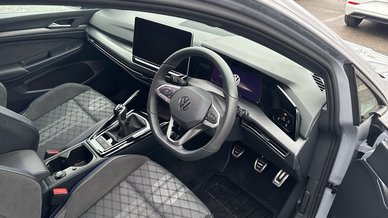 Used Volkswagen Golf 2025 for sale - 77323816: Photo 6