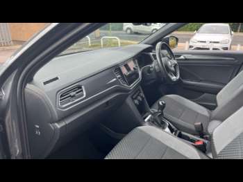 Used Volkswagen T-Roc 2021 for sale - 75303797: Photo