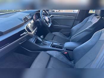 Used Audi Q3 2022 for sale - 76719250: Photo