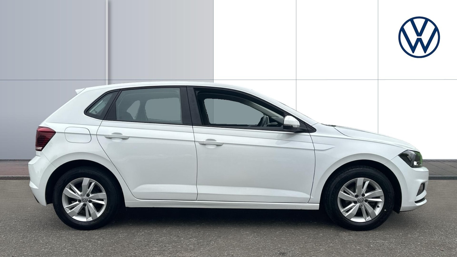 Used Volkswagen Polo 2019 for sale - 76252260: Photo 4
