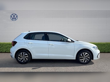 Used Volkswagen Polo 2024 for sale - 79208285: Photo