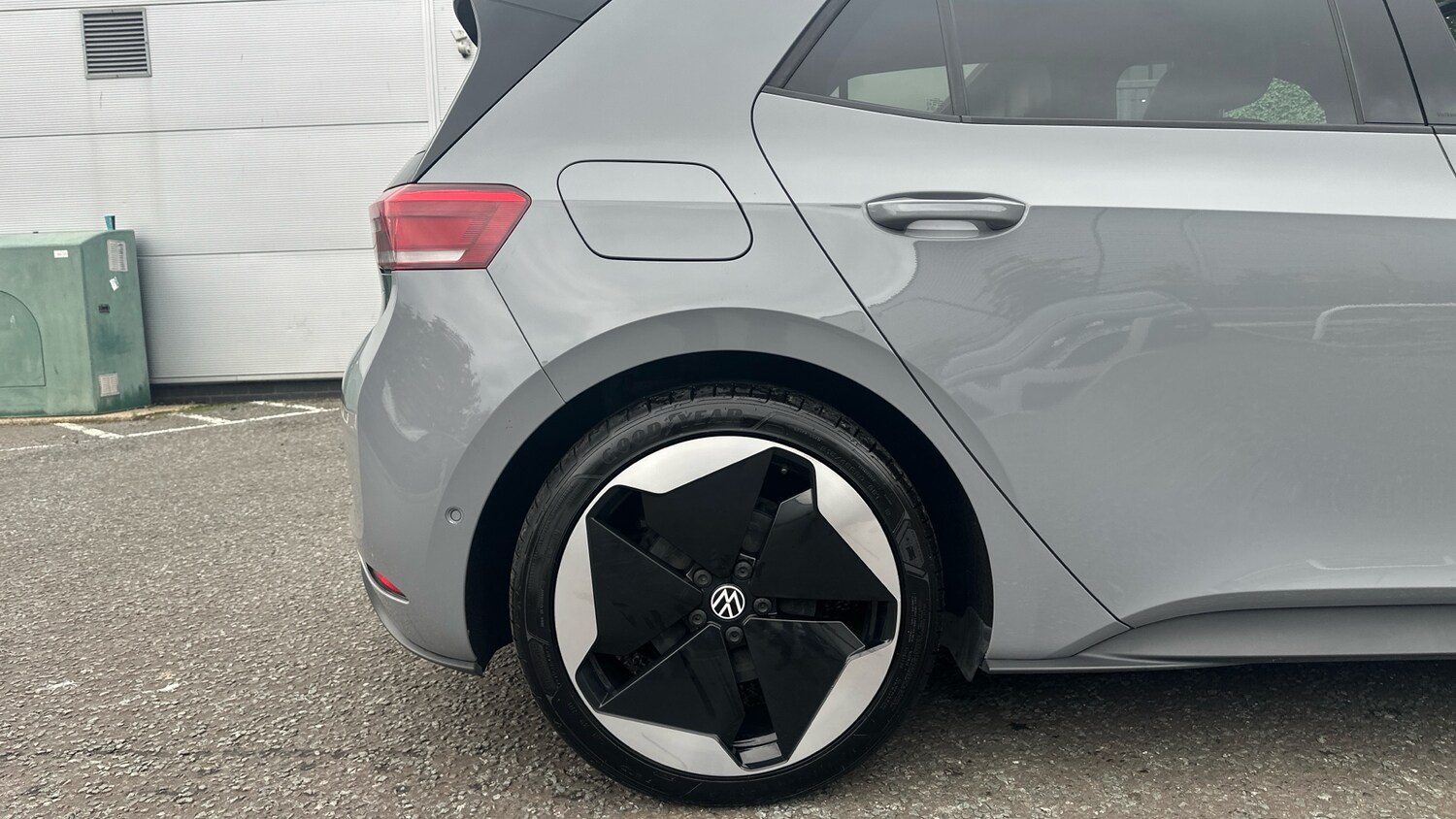 Used Volkswagen ID.3 2024 for sale - 76536519: Photo 5