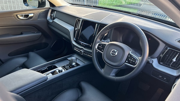 Used Volvo XC60 2023 for sale - 76193790: Photo 11